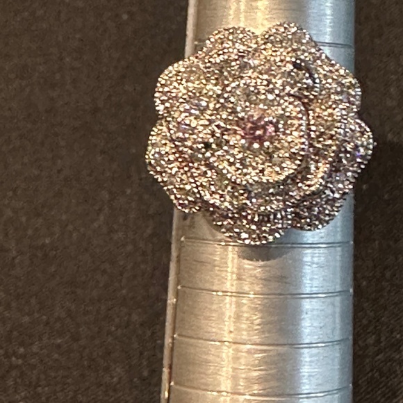 Beautiful 3D Flower Diamonique Ring - Picture 11 of 16